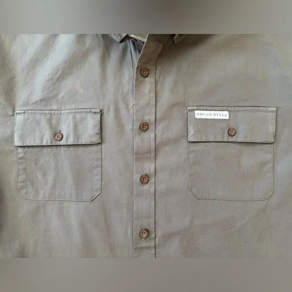 Grunt Style, button down, short sleeve shirt. Very Good Condition! Army Green. - Picture 2 of 11